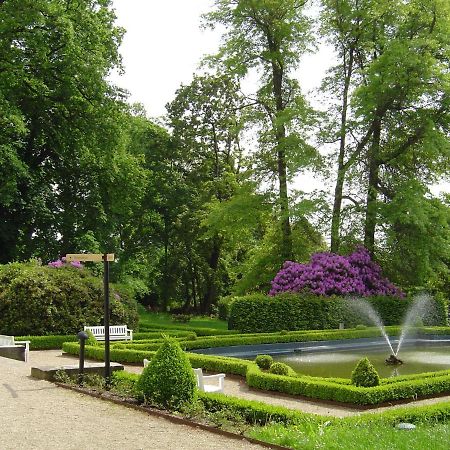 Hotel Schloss Schweinsburg Neukirchen-Pleisse Ngoại thất bức ảnh