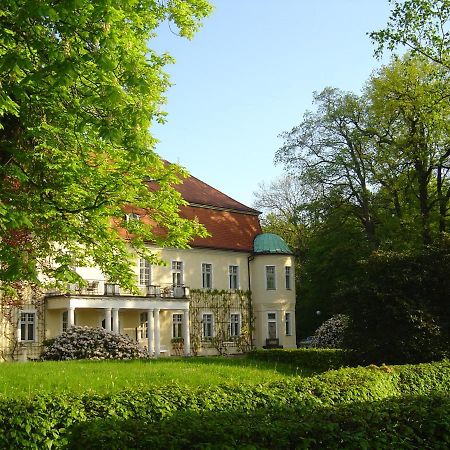Hotel Schloss Schweinsburg Neukirchen-Pleisse Ngoại thất bức ảnh