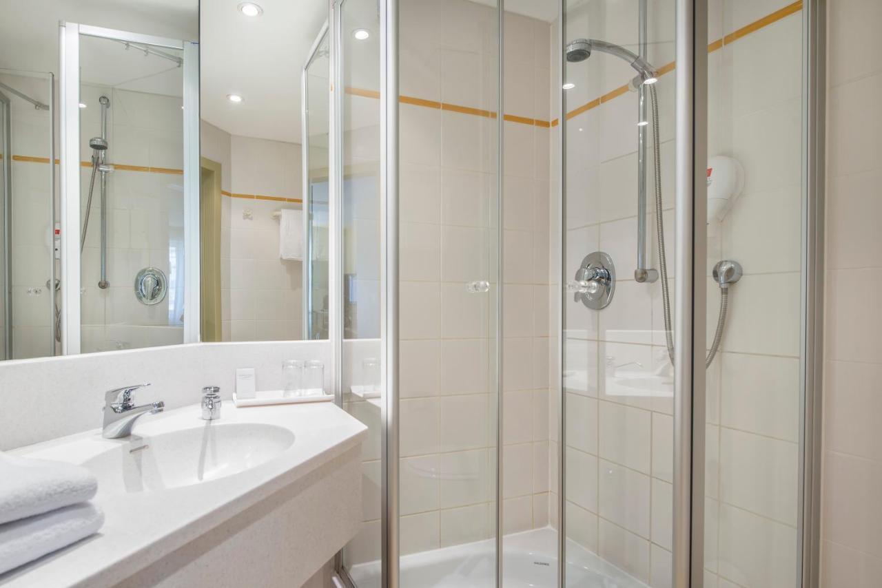 Hotel Schloss Schweinsburg Neukirchen-Pleisse Ngoại thất bức ảnh