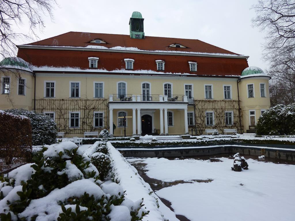 Hotel Schloss Schweinsburg Neukirchen-Pleisse Ngoại thất bức ảnh